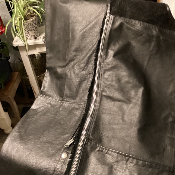 Motorcycle Leathers Different Brands UNIK is the coat! - Picture 9 of 11